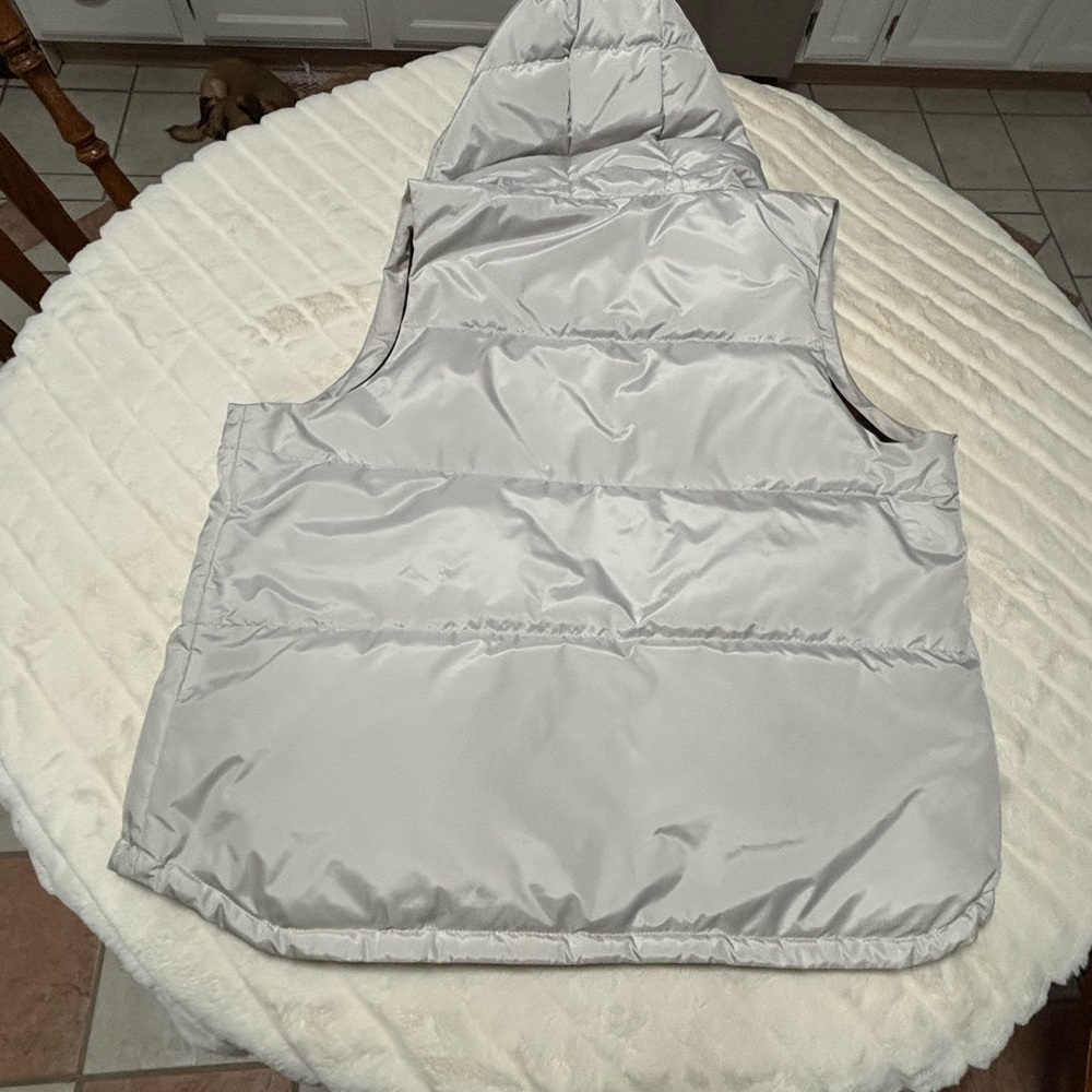 Coach Light Gray Puffer Vest With Brown Lining - image 2